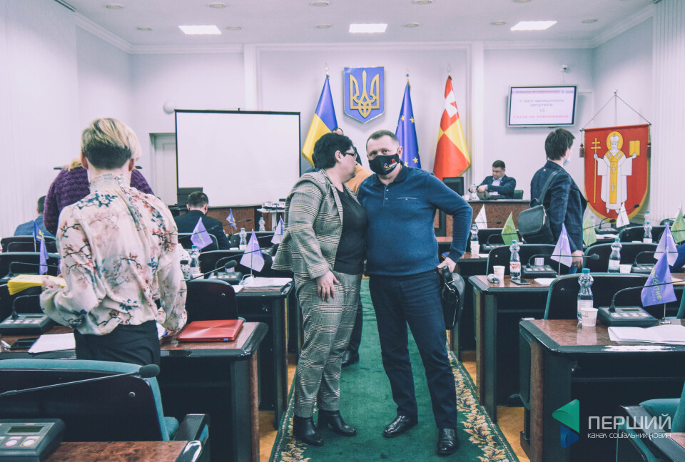 Перерва рівно о 13.00. Обід - святе)