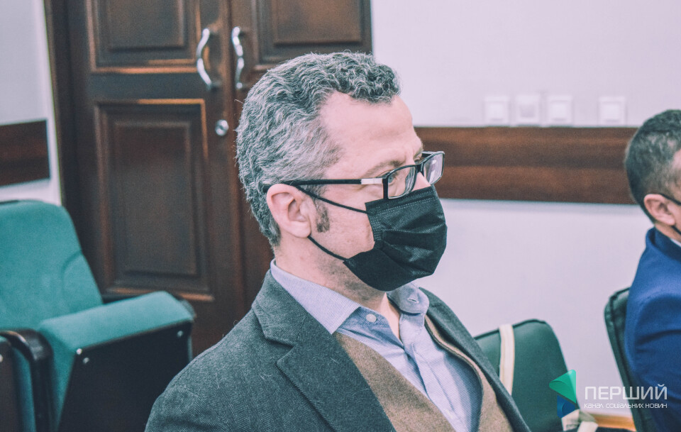 Директор «Сіті Кард» Садик Яхші особисто на сесії
