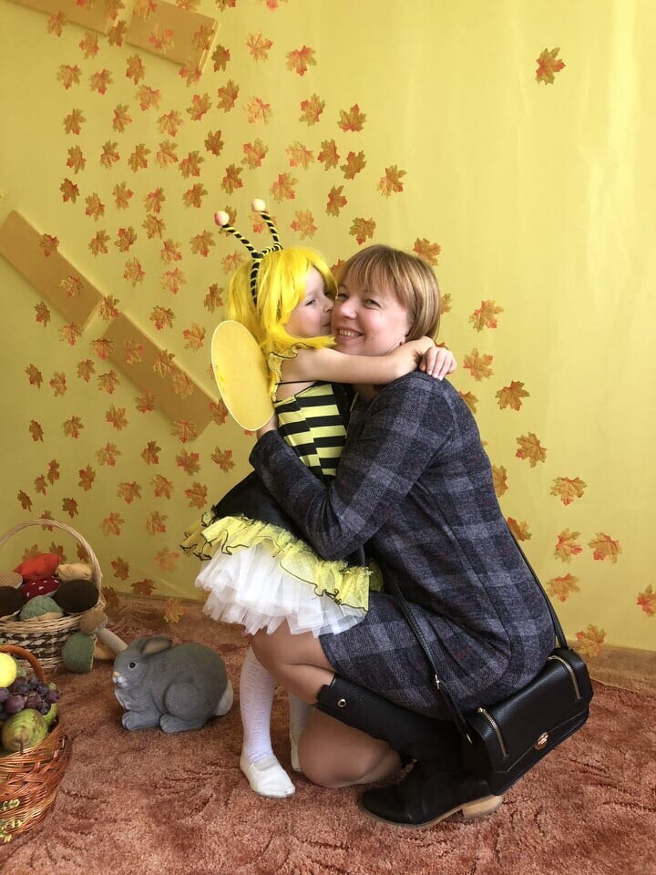 Донечка вже грає у лікаря