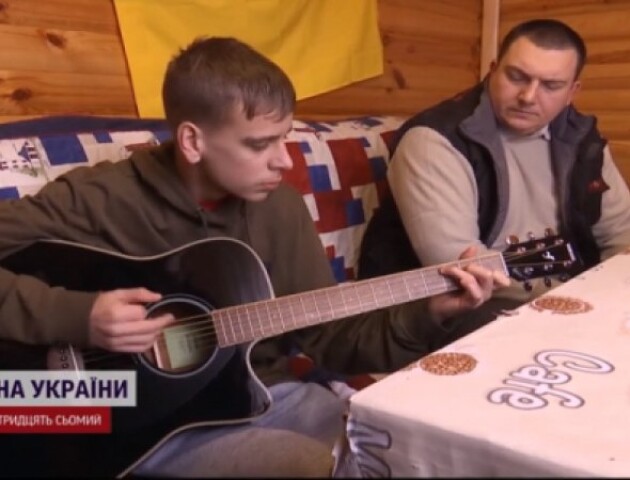 Столичні благодійники приїхали до сім'ї загиблого Героя з Волині і влаштували його дітям сюрприз