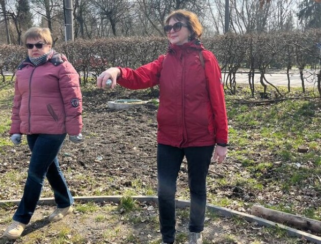 Другий рік у місті на Волині діє петанк клуб для пенсіонерів