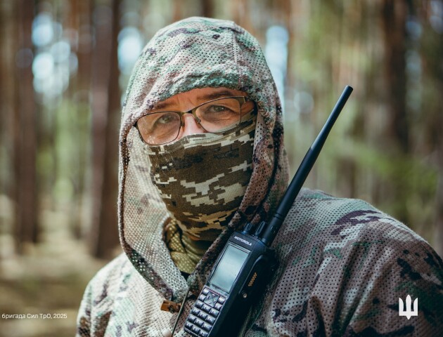 Історія «Мольфара», який боронить Україну з дружиною та сином