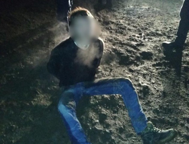 У Луцьку чоловік кидався під машину патрульних