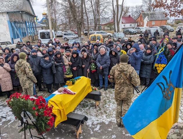 На Волині попрощалися із загиблим Героєм Андрієм Відніком