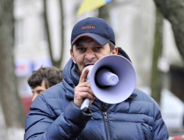 «Ми не довиносили з кабінетів корумпованих приблуд!» - лучанин звернувся до Зеленського