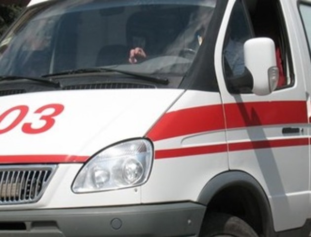 «А в цей час хтось може помирати»: на Волині фірма-прокладка паралізує роботу швидких. ВІДЕО