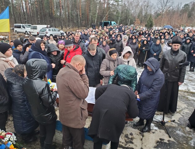 Волиняни попрощалися із загиблим Героєм Михайлом Вознюком