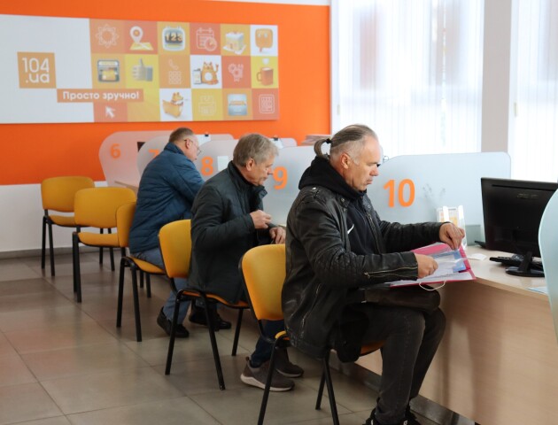 У Клієнтському простірі 104.uа готуються до зими та консультують клієнтів