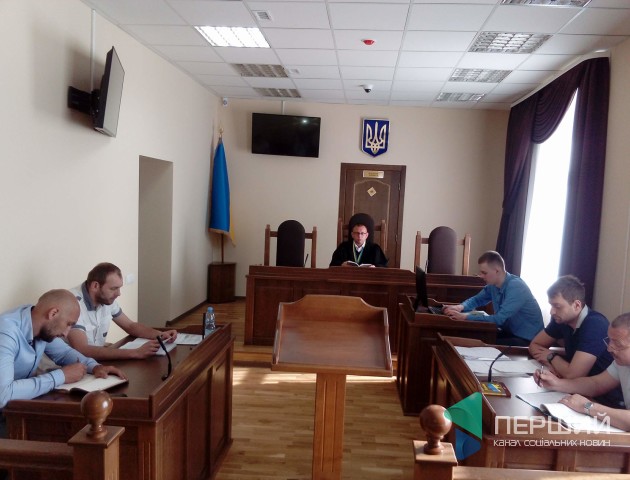Суд вирішив, що Луцький міськвиконком законно підняв тарифи на рекламу