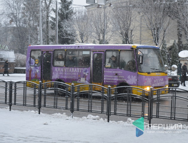 Як у Луцьку контролюватимуть пасажирів, коли запрацює безготівкова система оплати