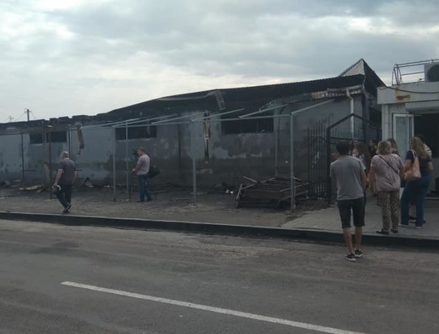 Опублікували фото згорілого ринку в Рожищі. ФОТО