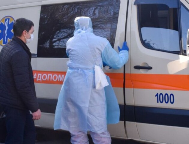 В Україні на коронавірус захворіли вже 8 медиків