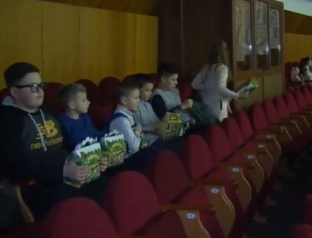 У Луцьку для дітей учасників бойових дій влаштували свято. ВІДЕО
