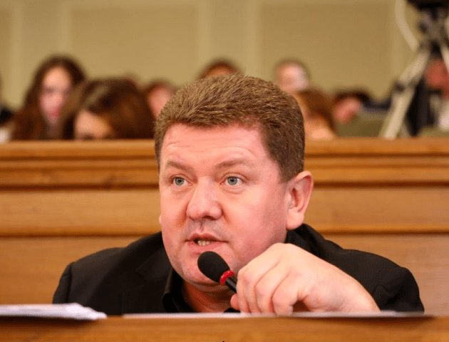Хто насправді «пиляє» гроші волинської громади