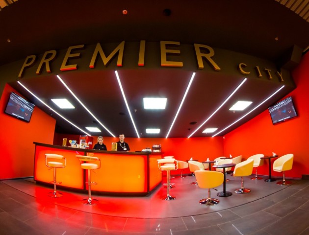 Кінотеатр PremierCity у Луцьку дарує малюкам безкоштовні розваги на роликах