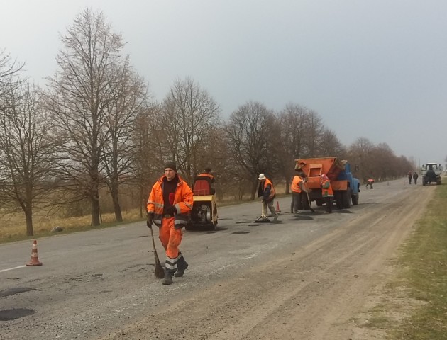 Де на Волині ремонтують дороги: повідомили перелік