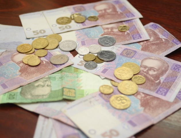 В Україні почали більше платити безробітним