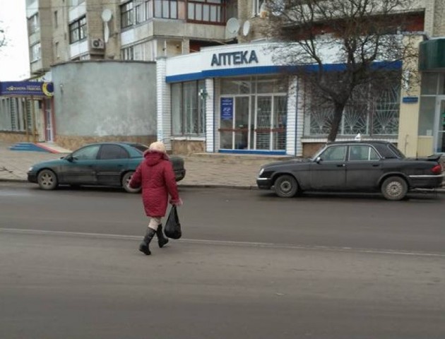 У мережі показали «безсмертних» луцьких пішоходів. ФОТО