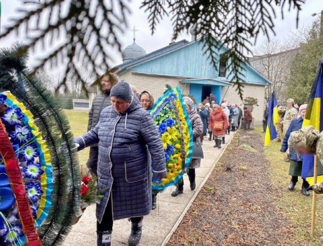 Весна у скорботі: Волинь попрощалася зі ще одним захисником. ФОТО