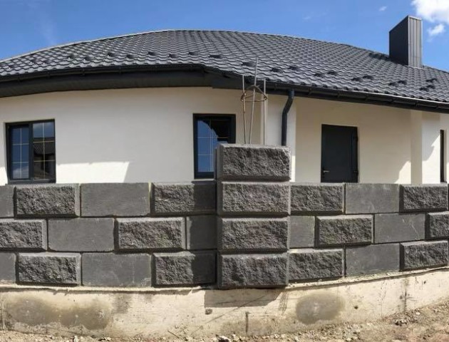 Агентство нерухомості GoHome пропонує затишний будинок біля Луцька. ФОТО