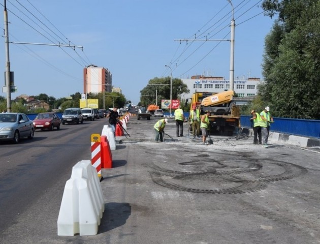 Коли завершать ремонт мосту на Ковельській у Луцьку