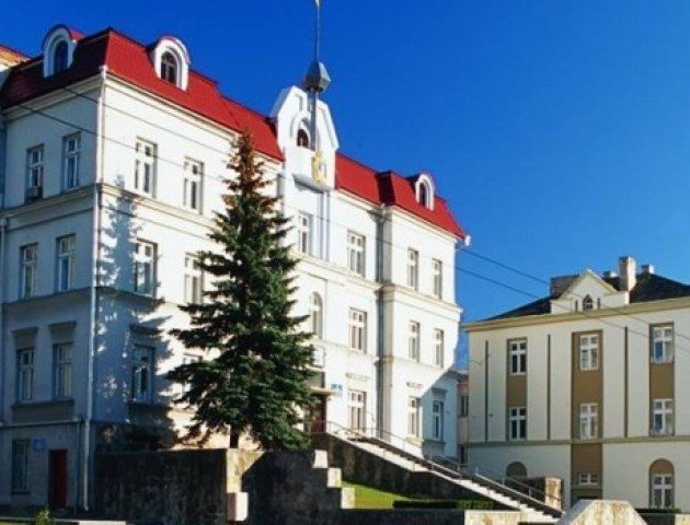 У Луцькраді вшанували попередніх мерів міста