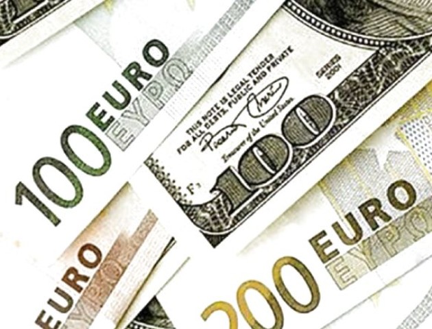 Курс валют на 24 жовтня: долар і євро зросли