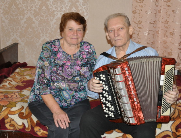Шкільна любов на все життя: пара волинян відзначила золоте весілля