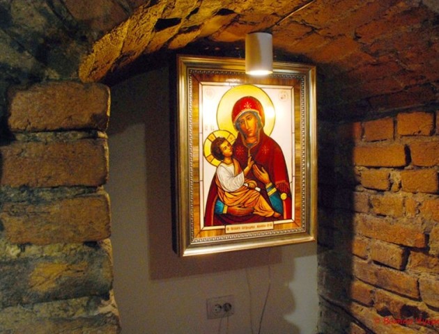 Напередодні Великодня у Луцьку відкрили виставку сакрального мистецтва