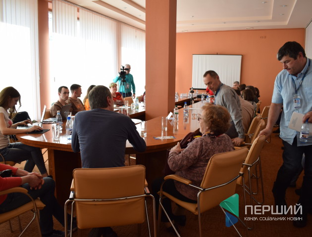 У Луцьку обговорили проблему житла для переселенців