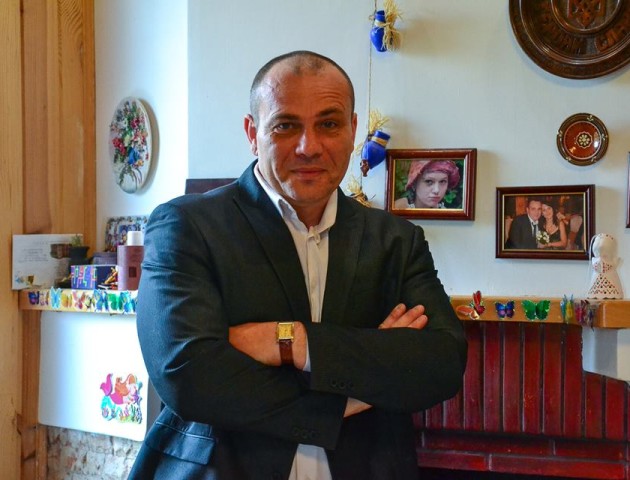 «Про тих, хто був на війні і залишився Людиною»: волинський волонтер хоче видати книгу