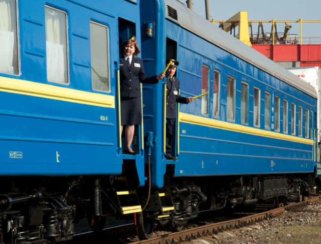 «Укрзалізниця» змінить ціни на чай та каву в потягах