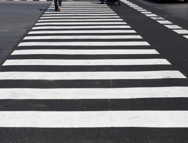 У Луцьку просять зменшити кількість пішохідних переходів