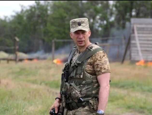 Новим командувачем ООС став Олександр Сирський. Що про нього відомо