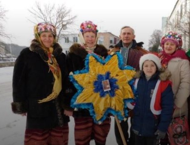 На Волині колядують для 3-місячної дівчинки, якій необхідна пересадка печінки