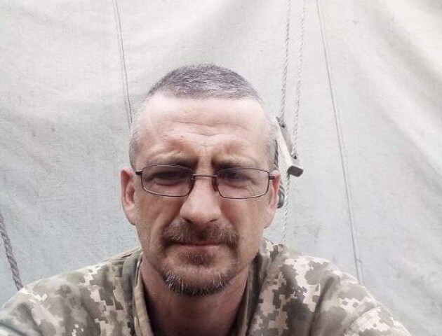 «Чоловік не знає, що син вступив у військову академію», - дружина військовополоненого з Волині