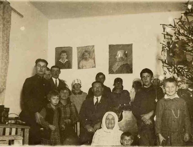 Як у родині Липинських на Волині новорічні свята відзначали. РЕТРОФОТО