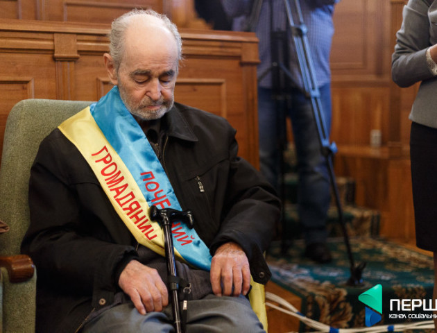Вручення відзнак, епопея з «Волиньторфом» та зміни до бюджету: якою була 16 сесія Волиньради. ВІДЕО