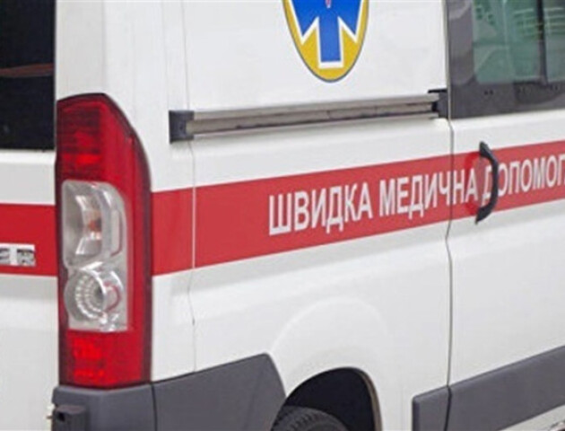 У Луцьку авто збило підлітка: хлопця госпіталізували