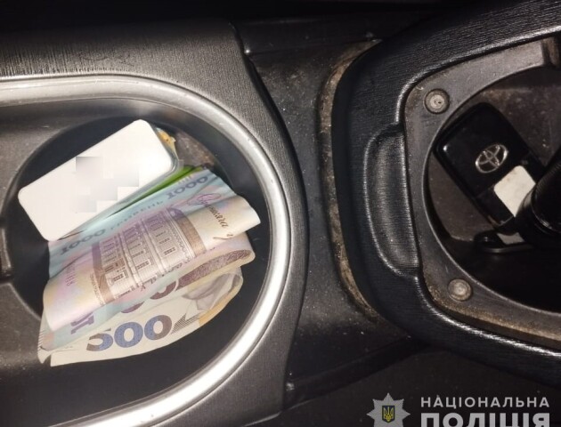 У селі на Волині п'яний водій намагався відкупитися від поліцейських