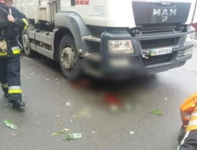 Ковельський сміттєвоз ледь не травмував волинянку. Подробиці
