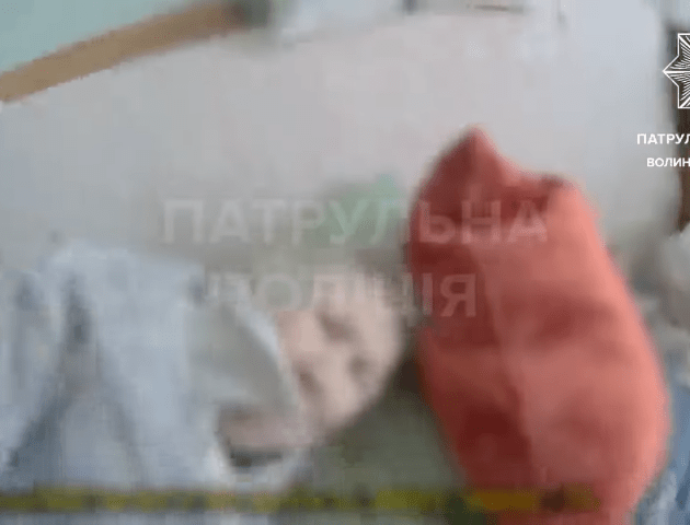 У Луцьку поліцейські врятували самотню пенсіонерку з інвалідністю