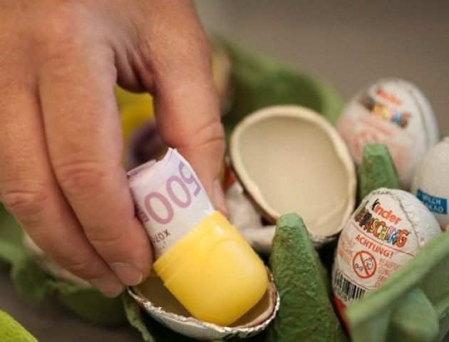 Пологи, коштовності і «героїновий» розіграш: кумедні випадки з життя волинських митників