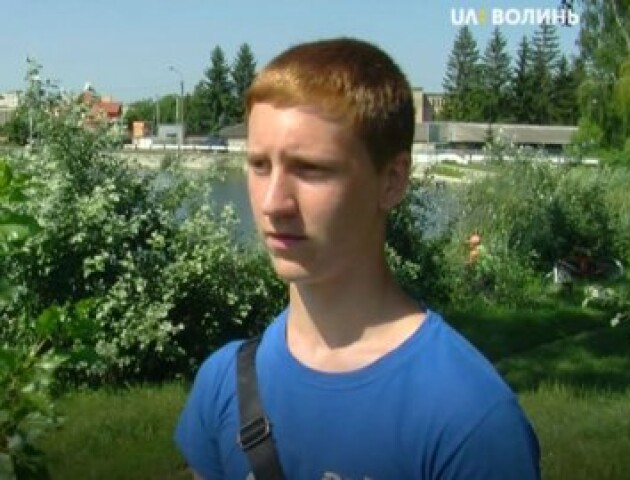Школяр врятував чоловіка, який вже лежав на дні Теремнівського ставка. Хлопця хочуть нагородити