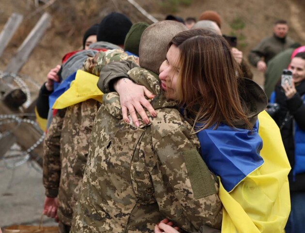 Сім'ї військових можуть звертатись у нову службу 104 бригади