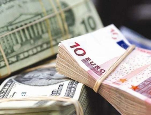 Курс валют на 7 березня: долар продовжує дешевшати