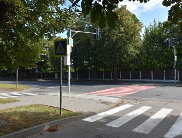 Чому дорожню розмітку в Луцьку почали наносити лише у липні