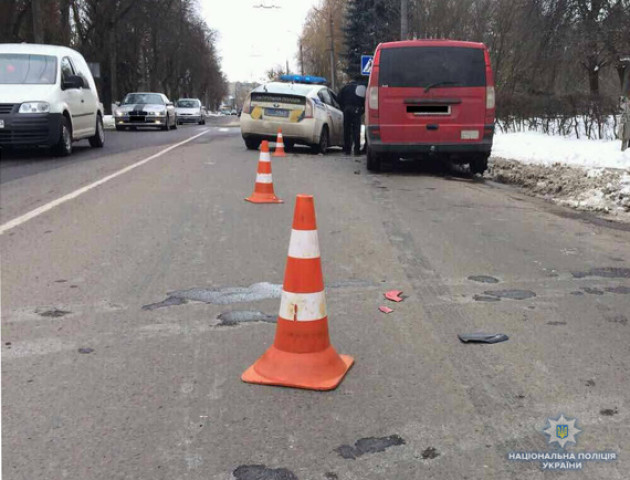 Поліція розслідує ДТП, у якій постраждала неповнолітня лучанка