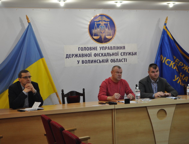 Громадські активісти обговорили роботу «єдиного вікна» та спрощення митних процедур