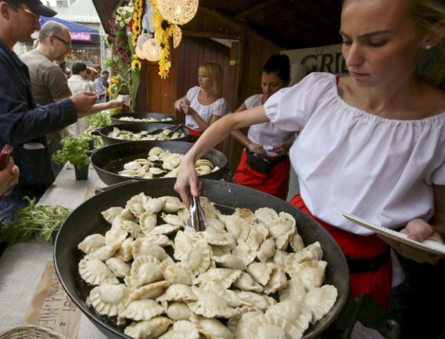 Вареники, куліш і забави: як волинське село гуляло на фестивалі вареників. ВІДЕО
